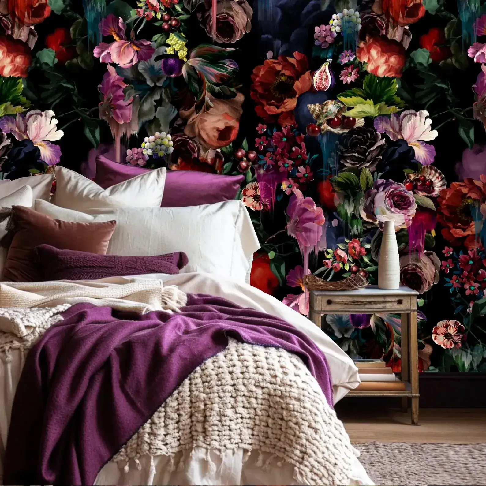 Fleurs-en-Fuite dark floral wallpaper with dripping flowers